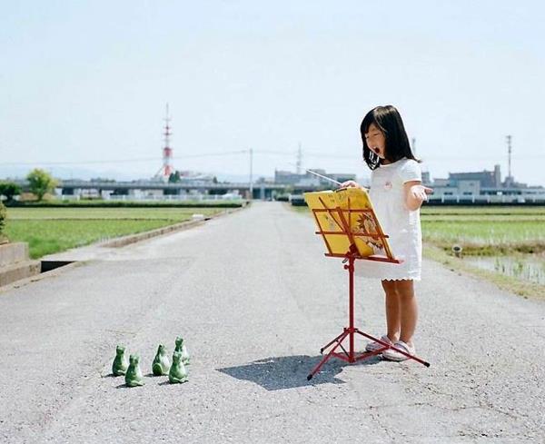 Nagano Toyoka tytär hauska lasten kuvia kapellimestari