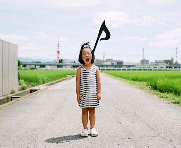 Nagano Toyoka tytär hauska lapset valokuvat musiikki