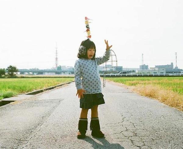 Nagano Toyokan tytär hauskoja lasten kuvia