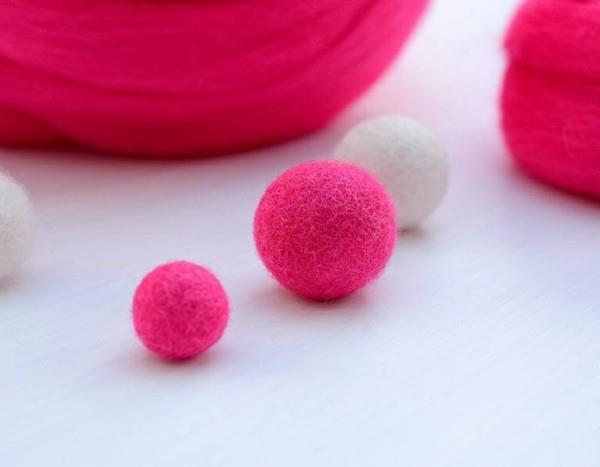 Märkähuovutushuovutus käsityöt lasten huovuttavat villahuopapallot valkoisen vaaleanpunaiset