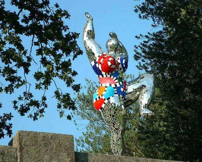 Niki de saint Phalle hopea