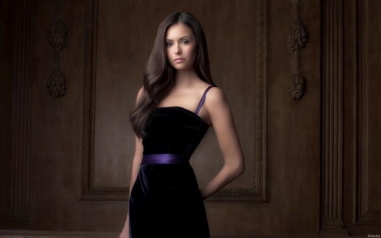 Nina Dobrev Elokuvat Vampyyripäiväkirjat Näyttelijä Nina Dobrev
