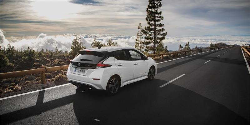 Myytävänä Nissan LEAF sähköauto