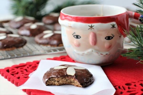 Nürnbergin Elisen Lebkuchen Resepti Paista jauhotonta Elisen Lebkuchenia