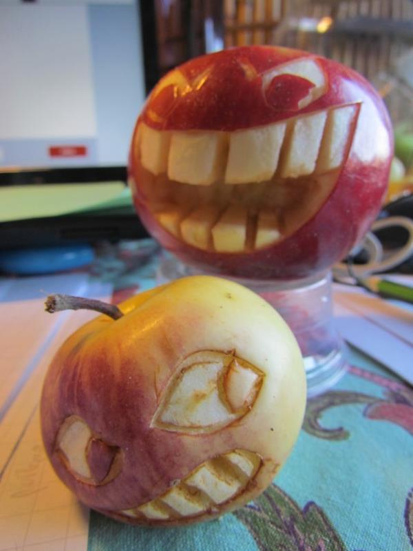 Hedelmät koristeelliset veistos omena -taiteen kasvot