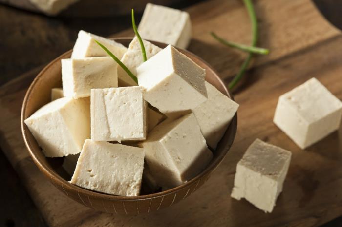 Omega 3 -rasvahapot elintarvikkeet terveelliset ruokavaihtoehdot pähkinäöljy tofu -reseptit