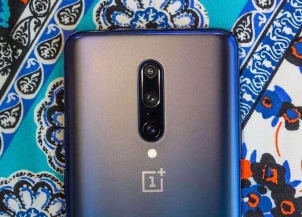 OnePlus 7 ja OnePlus 7 Pro - Mitä eroa Pro 7: llä on kolmella kameralla?