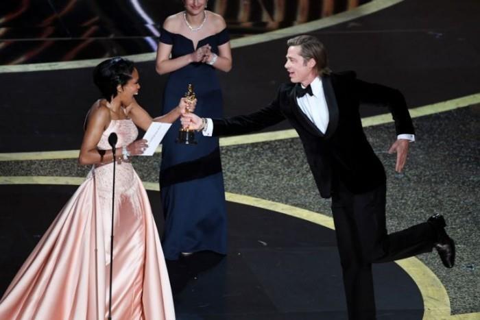 Oscar -gaala 2020 Yleisön suosikki Brad Pitt Academy Award parhaasta naissivuosasta