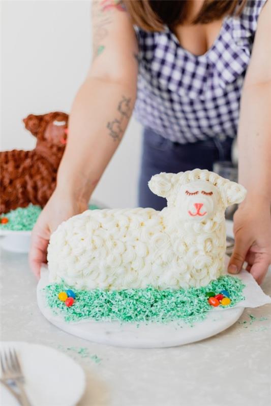 Paista pääsiäislammasta - helppo resepti ja ideoita inspiroimaan valmiin lampaan valkoista kaunista