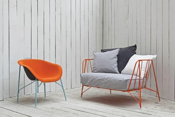 Paola Navone huonekalusuunnittelija suunnittelija nojatuoli kirkkaat värit