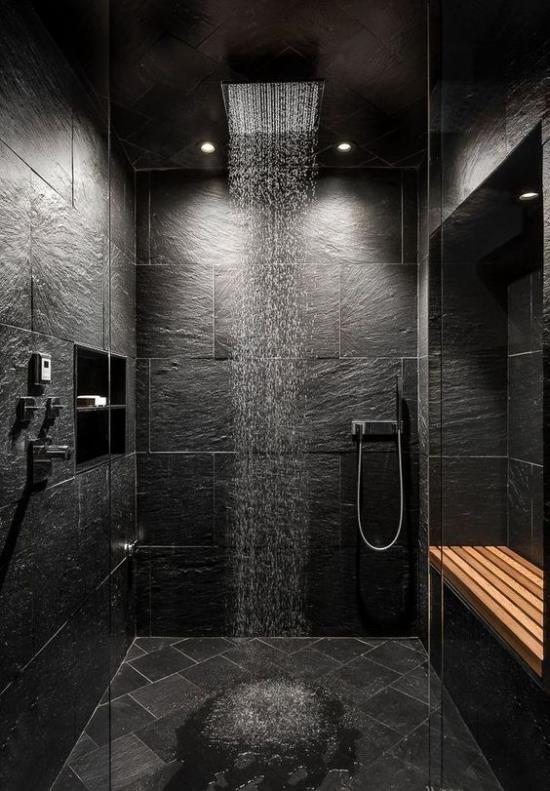 Vastaava valo kylpyhuoneessa, tumma suihkuhuone musta, vastaava valaistus, moderni, hieman mystinen