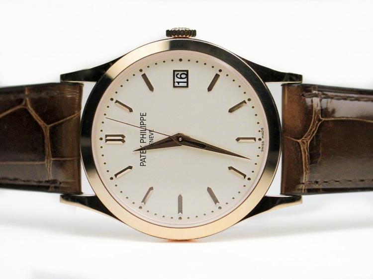 Patek Philippe -rannekellot ovat hyviä kellomerkkejä nahkahihna