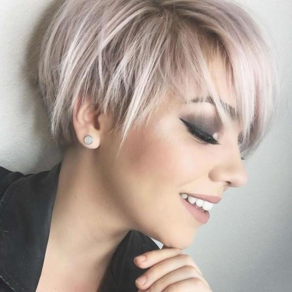 Pixie -kampaus - kauniit naiset - kauniit kampaukset