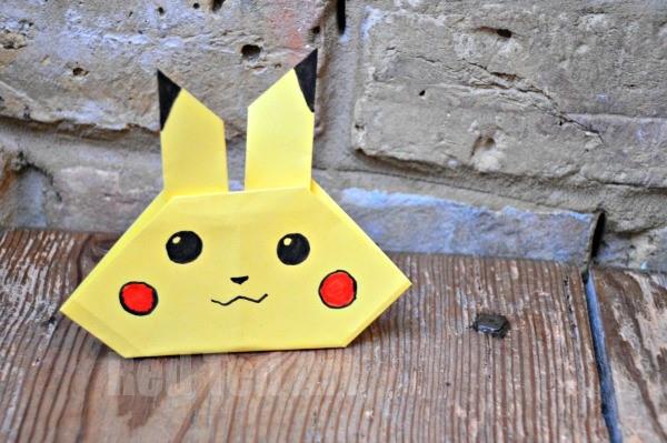 Pokemonien tekeminen lasten kanssa - upeita ideoita ja ohjeita origami pikachun tekemiseen