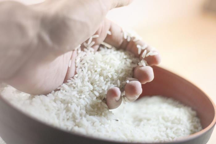 Riisin ruokavalio valkoinen riisi menettää kiloa jopa 9 kg kuukaudessa