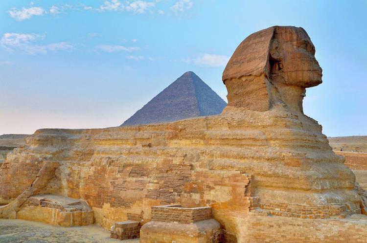 Kohteet 2020 Suuri sfinksi Giza Kairo Egypti lepäävä leijona, jolla on ihmisen pää