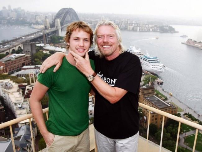 Richard Branson loistava miljardööri menestyvä yrittäjä poikansa Sam Branson