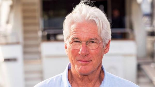 Richard Gere oli edelleen komea 31. elokuuta, 70 -vuotias