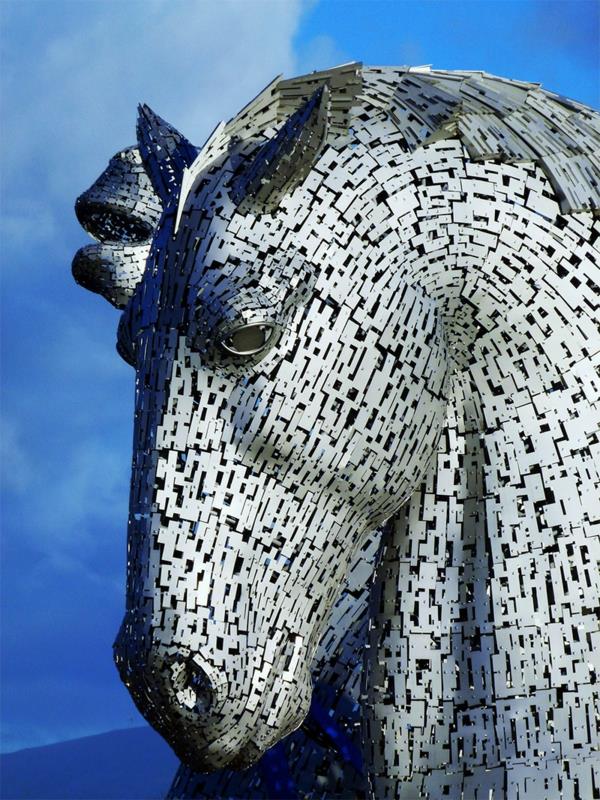 Giant Kelpiesin hevosen pääveistokset skotlantilainen muotoilu