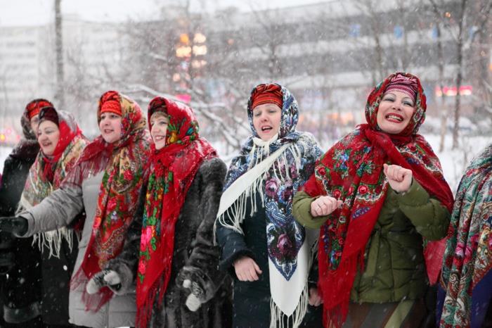 Venäjän joulu joulu Venäjällä laulaen loitsuja