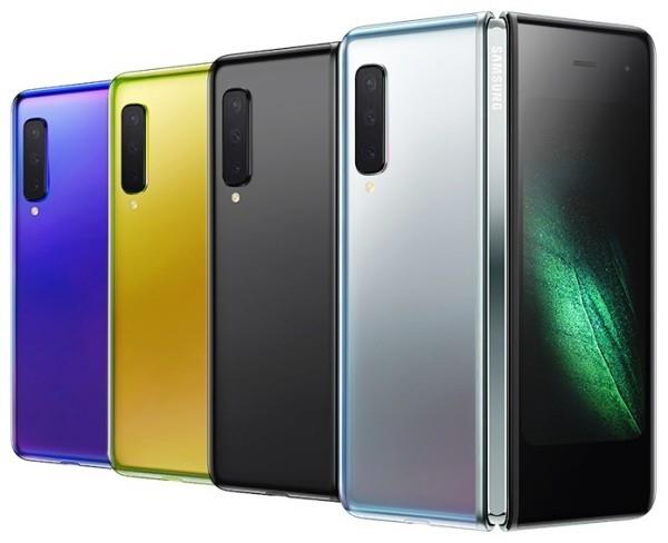 Samsung Galaxy Fold on tulossa pian - Tässä on kaikki mitä sinun pitäisi tietää uuden taitettavan matkapuhelimen tabletin väreistä