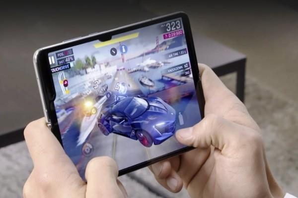 Samsung Galaxy Fold on tulossa pian - Tässä on kaikki mitä sinun pitäisi tietää peleistä uudella taitettavalla tabletilla