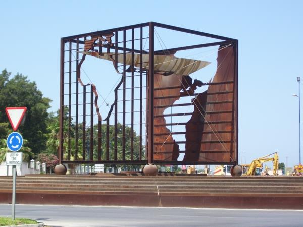 San Fernando Monumento arkkitehti Oscar Tusquets Blanca