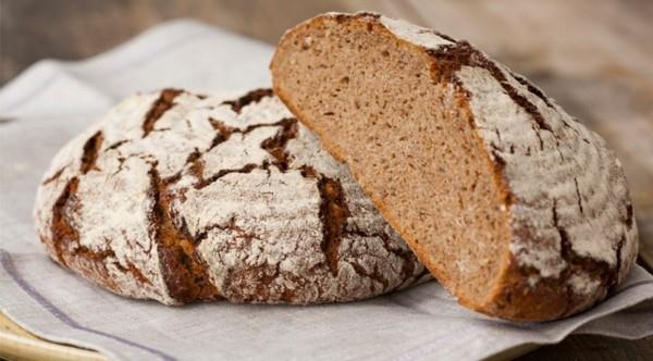 Sourdough -resepti hapanleipä leipoa terveellistä ruisleipää hapantaikinan kanssa
