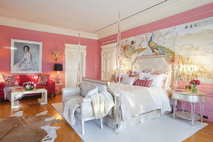 Makuuhuoneen sisustusesimerkkejä viktoriaanisen tyylin vaaleanpunaisesta seinämaalista