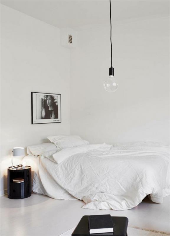 Sisusta makuuhuone minimalistisella tavalla. Vähennä huoneen sisustus minimiin