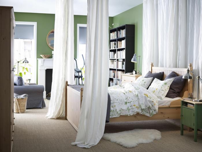 Makuuhuoneen suunnitteluideoita seinän väri vihreä pylvässänky