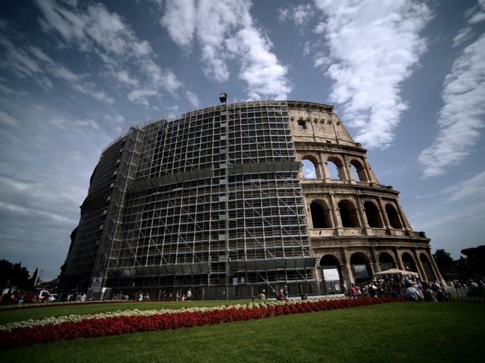 Nähtävyydet Italiassa Nähtävyydet Italiassa Colosseum Tods