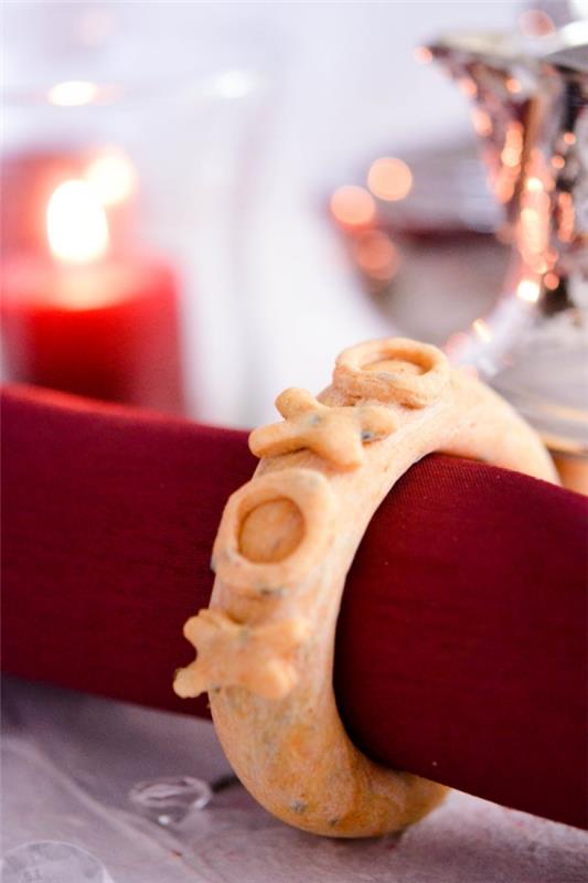 Tinker -lautasliinarenkaat jouluksi - tyylikkäitä ideoita ja ohjeita juhlapöydän koristeluun syötävät sormukset serivetten xoxo
