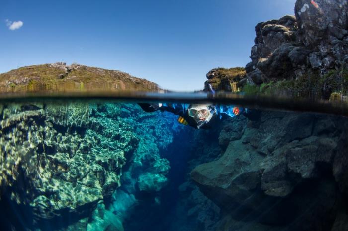 Silfra -sarake islanti luonnonmaisema sukellus
