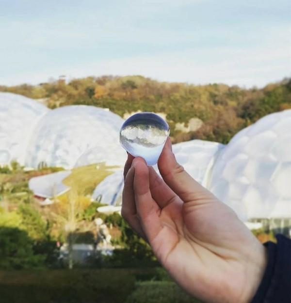 Skipping Rocks Lab ooho syötävät vesipallot ympäristöystävällisiä trendejä