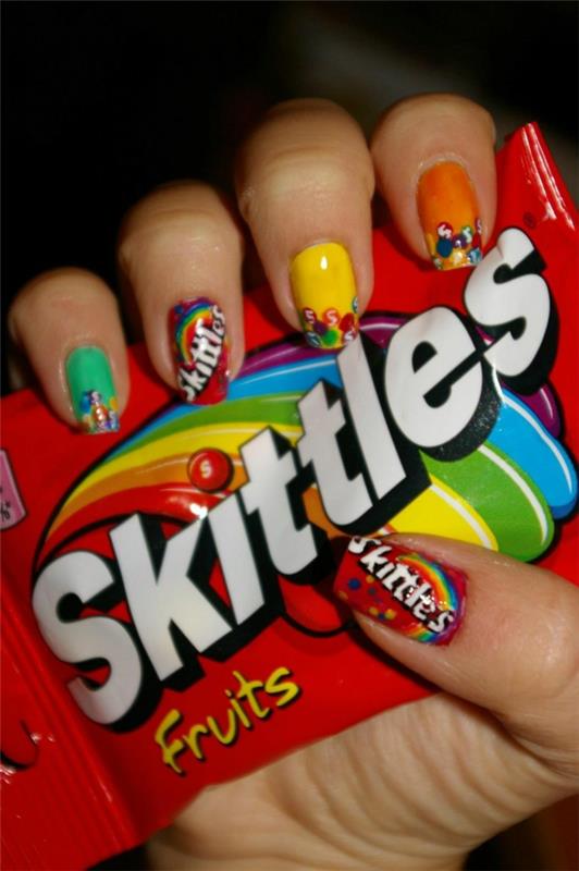 Skittles kynsilakka desislava hadzhiyska