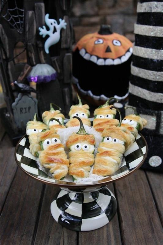 Välipaloja Halloweenille Välipaloja lapsille Kummitukset tekevät yksinkertaista kylmäruokaa