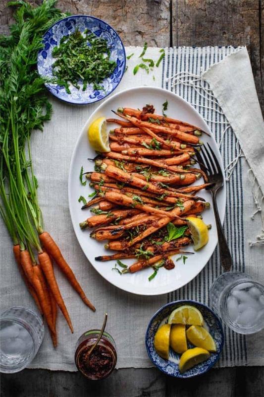 Kesäsalaatit grillattavaksi ja nautittavaksi - herkullisia ja terveellisiä reseptiideoita grillatulle porkkanalle