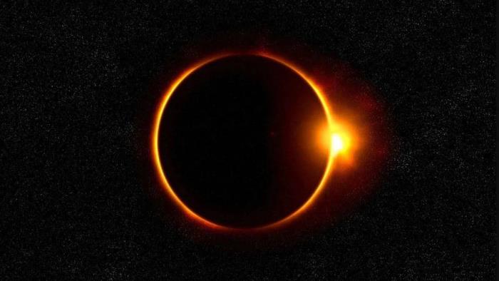 Auringonpimennys 2020 outo ilmiö taivaalla 21. kesäkuuta kuu peittää auringon