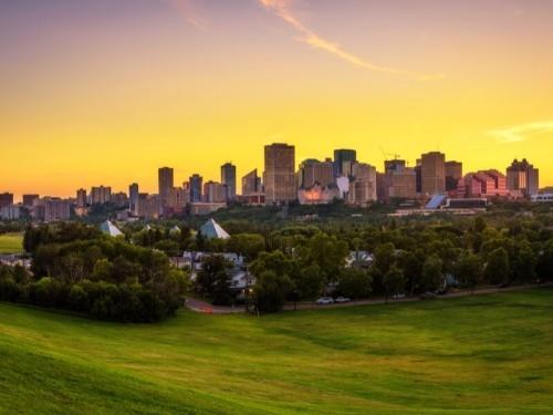 Auringonlasku Edmonton Albertan Kanadassa