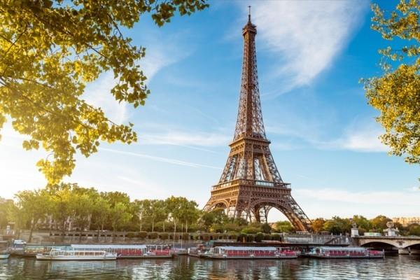Zodiac -loma Pariisin Eiffel -tornin tunnusmerkit