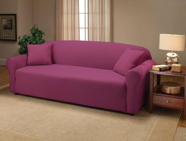 Joustava sohva naisellisia vaaleanpunaisia ​​ja violetteja värejä