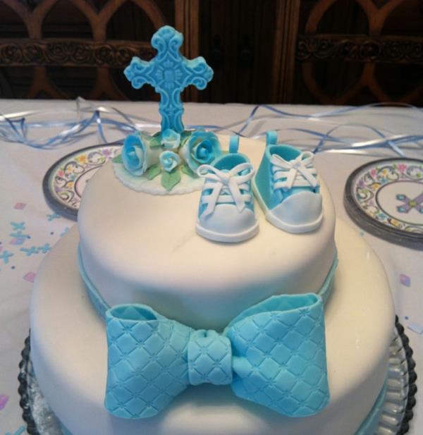 Ristiäispöydän koristelu Ristiäispoika kakku sininen