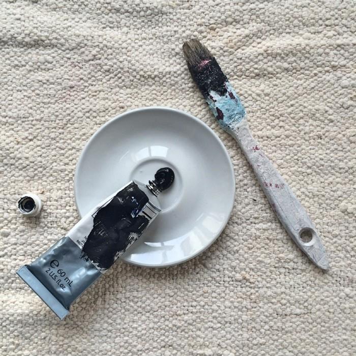 Levy sekoittaaksesi DIY -alustan värin