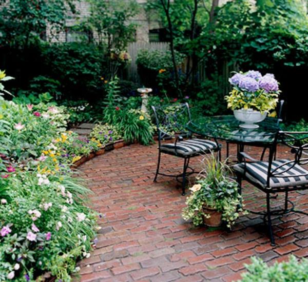 Terassimateriaalit ja -mallit tiilellä Terassimateriaalit ja muotoilu - tiilet