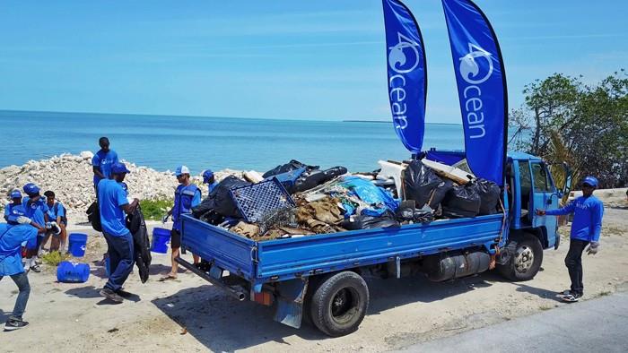 Ocean Cleanup -muovijätteet meressä
