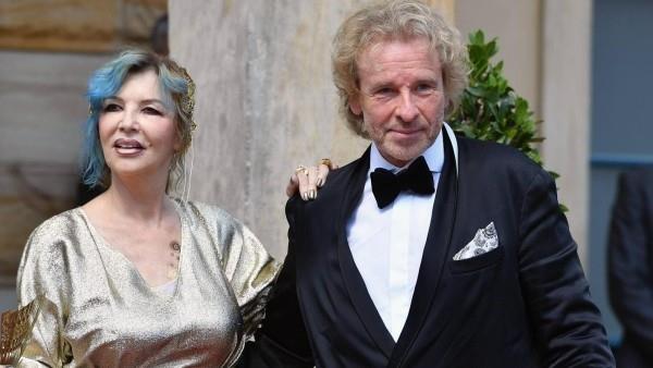 Thomas Gottschalk Thea Gottschalk jakoi mieltymyksen silmiinpistäviin asuihin