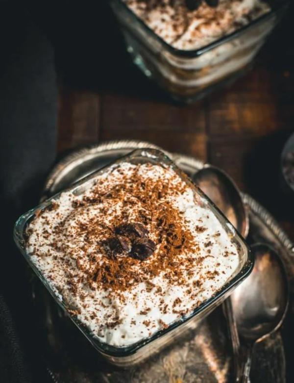 Tiramisu ilman munaa resepti Tiramisu lasissa