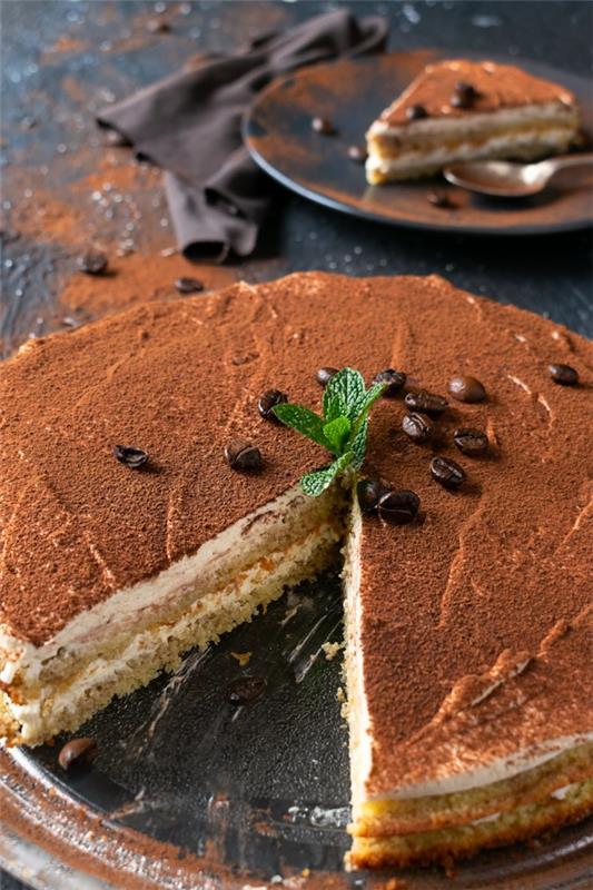 Valmista tiramisu ilman munia tai alkoholia