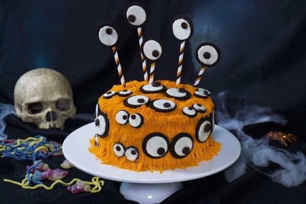 Upeat silmät - upea Halloween -kakku